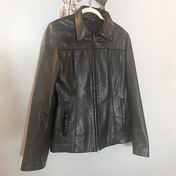 Leather jacket | Butter soft | chic | black leather jacket | women’s - Picture 2 of 15